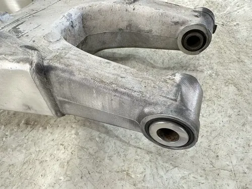 OEM 06 2006 HONDA CRF250X CRF250 X REAR SWING ARM SWINGARM 52200-KSC-A00