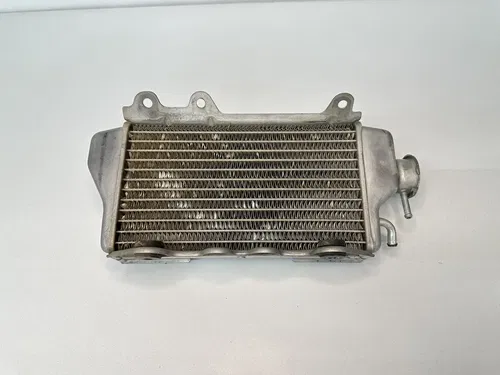 USED OEM 10 2010 11 2011 KAWASAKI KX450F RIGHT FILL SIDE COOLING RAD RADIATOR