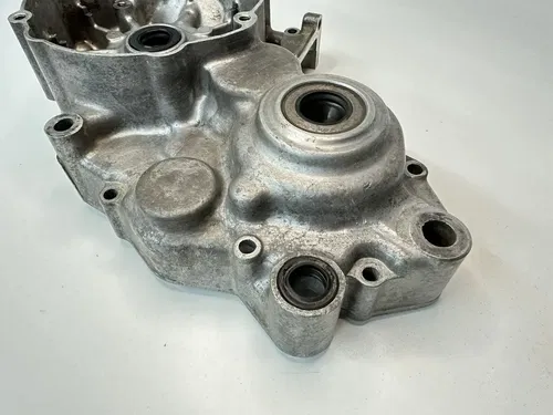 OEM 96 97 98 99 00 01 SUZUKI RM 80 RM80 LEFT SIDE ENGINE MOTOR CASE CANKCASE