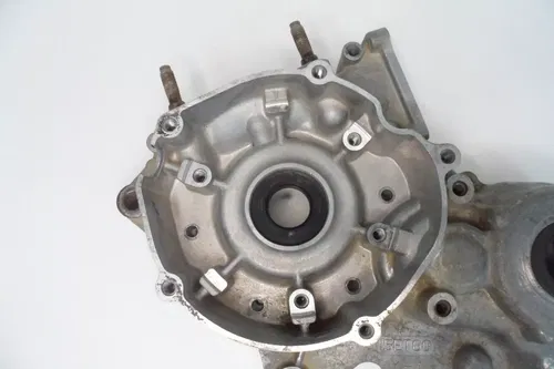 USED OEM 1999 99 2000 00 YAMAHA YZ 125 LEFT SIDE ENGINE MOTOR CASE CRANKCASE