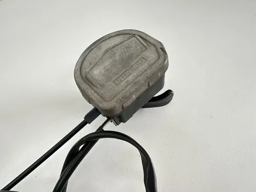 USED OEM 2007 07 POLARIS 200 SAWTOOTH THUMB THROTTLE & CABLE ASSY 2010402