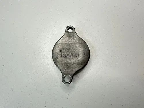 USED OEM 05 06 07 SUZUKI RMZ 450 RMZ450 ENGINE MOTOR OIL FILTER CAP COVER