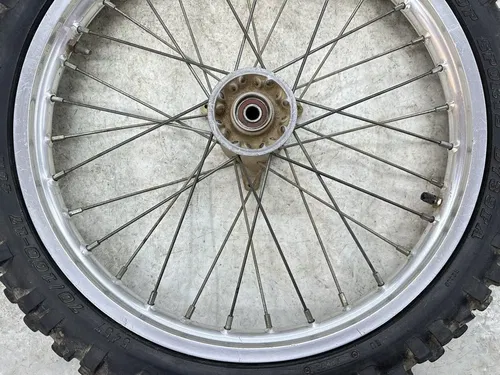 #2 USED OEM 90-01 SUZUKI RM 80 RM80 COMPLETE 17" FRONT WHEEL RIM & HUB ASSY