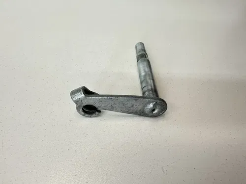 USED OEM 14 15 16 17 YAMAHA YZ450F CLUTCH CABLE ACTUATOR ARM 1SL-16381-00-00
