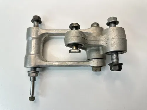 USED OEM 06 2006 KAWASAKI KX450F REAR SHOCK LINK LINKAGE TIE ROD DONE BONE ASSY
