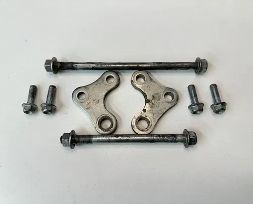 OEM 14 15 YAMAHA YZ450F LOWER FRONT ENGINE MOTOR MOUNTS BRACKETS HANGERS W BOLTS