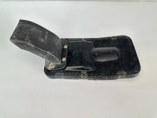 USED OEM 98-07 POLARIS 500 SCRAMBLER AIR INTAKE FILTER CLEANER BOX LID COVER