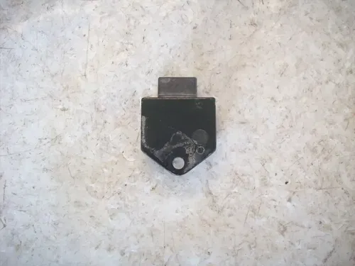 USED OEM 90 91 92 93 94 95 SUZUKI DR250 DR 250 VOLTAGE REGULATOR RECTIFIER