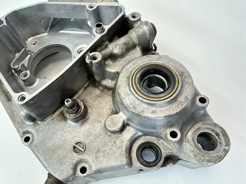 USED OEM 2004 04 KAWASAKI KX250F LEFT SIDE ENGINE MOTOR CASE CRANKCASE