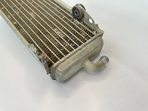 USED OEM 98 99 00 SUZUKI RM 125 RM125 RIGHT FILL SIDE RAD RADIATOR 17710-36E10