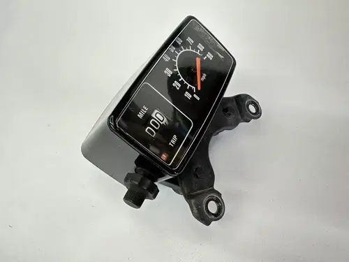1985 85 HONDA XR250R XR200R XR 200 250 SPEEDOMETER SPEEDO GAUGE CLUSTER