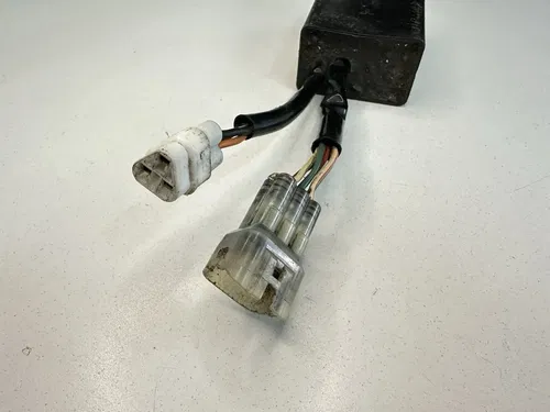 OEM 94 95 YAMAHA YZ125 YZ 125 ENGINE MOTOR CDI IGNITOR BOX 4PE-85540-00-00