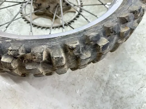 USED OEM 90 1990 91 1991 SUZUKI RM125 RM 125 COMPETE 19" REAR WHEEL RIM & HUB