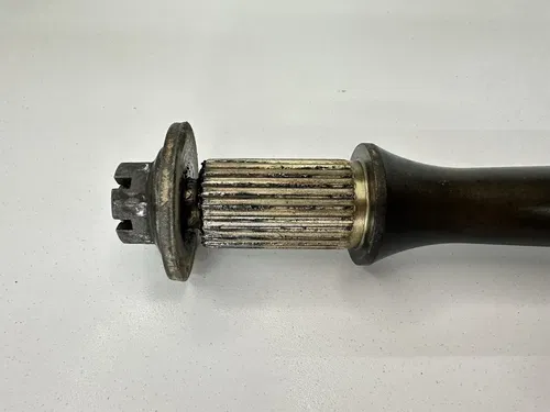 USED OEM 97-02 YAMAHA 350 WOLVERINE REAR END SWINGARM AXLE SHAFT 4KB-25381-12-00