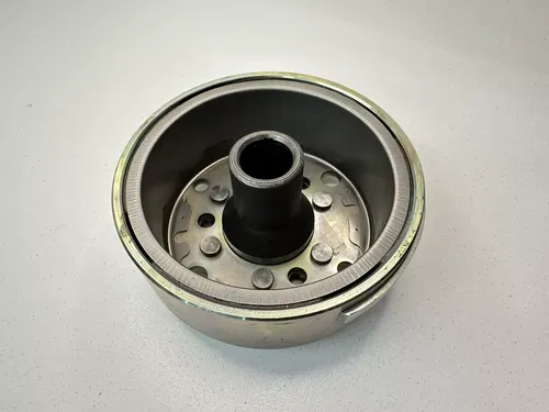 USED 98 99 00 YAMAHA WR400F WR 400 ENGINE GENERATOR FLYWHEEL ROTOR MAGNETO