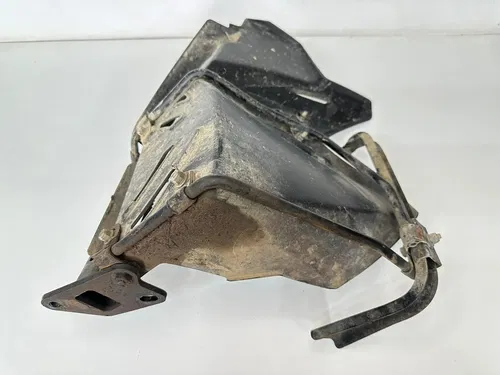 USED OEM 07 08 OUTLAW 525 S IRS LEFT SIDE HEEL GUARD & PEG W SUPPORT BRACKETS
