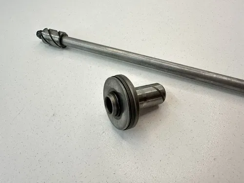 OEM 98 99 YAMAHA YZ400F YZ 400F / 98-00 WR400F WR CLUTCH BASKET PUSH ROD ASSY