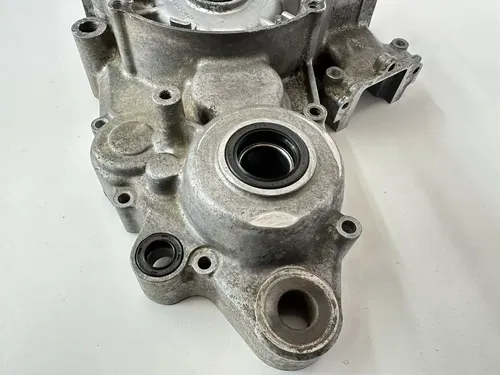 USED OEM 93 94 95 SUZUKI RM250 RM 250 ENGINE MOTOR LEFT SIDE CASE CRANKCASE