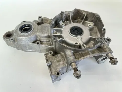 USED OEM 93 94 95 SUZUKI RM250 RM 250 ENGINE MOTOR LEFT SIDE CASE CRANKCASE