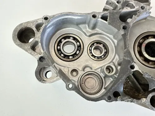 USED OEM 93 94 95 SUZUKI RM250 RM 250 ENGINE MOTOR LEFT SIDE CASE CRANKCASE