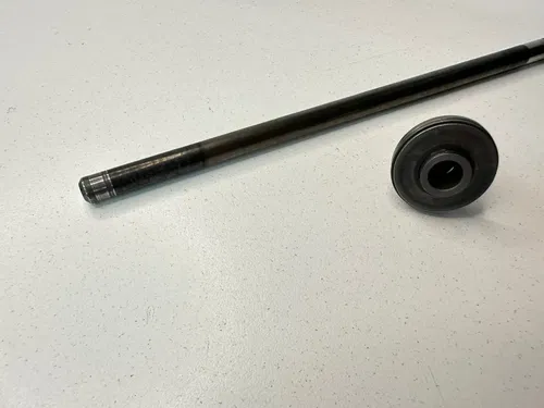 #2 USED OEM 04-13 HONDA CRF250R CRF 250R CLUTCH PUSH ROD W LIFTER PIECE