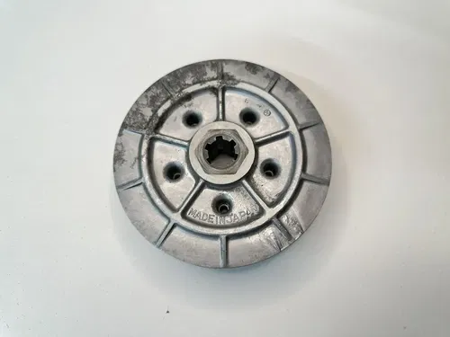#2 USED OEM 87-04 KAWASAKI 250 MOJAVE INNER CENTER CLUTCH BASKET BOSS HUB