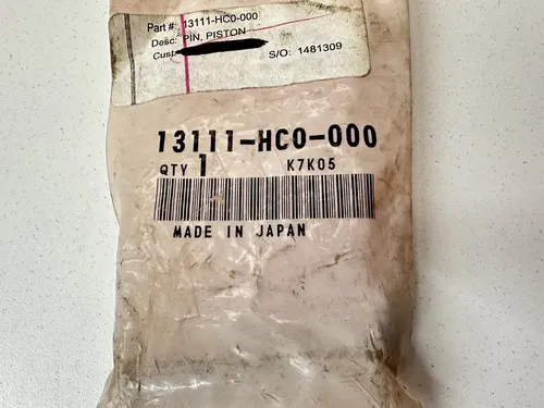 NEW OEM 87-08 HONDA TRX 250X 300EX PISTON PIN 13111-HC0-000