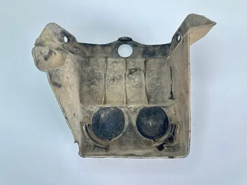 USED OEM 01 02 03 04 05 YAMAHA 660 RAPTOR FUEL GAS TANK DAMPER PLATE 2