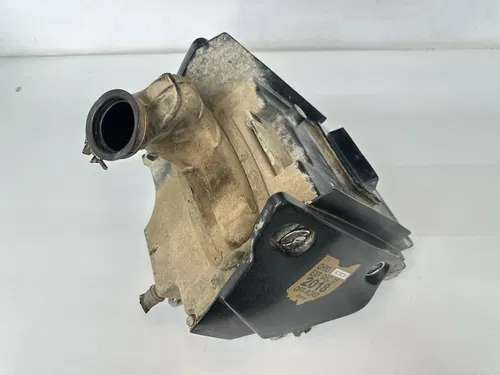 OEM 01 02 03 04 HONDA XR250R XR 250 AIR FILTER CLEANER BOX W LID & TUBE DUCT