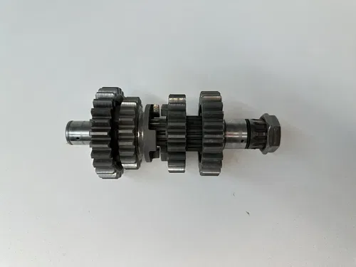 03 04 05 YAMAHA YZ450F TRANS TRANNY TRANSMISSION DRIVE AXLE SHAFT & GEARS ASSY
