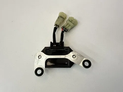 USED OEM 14-18 YAMAHA YZ450F YZ250F VOLTAGE REGULATOR RECTIFIER 1SL-81960-00-00