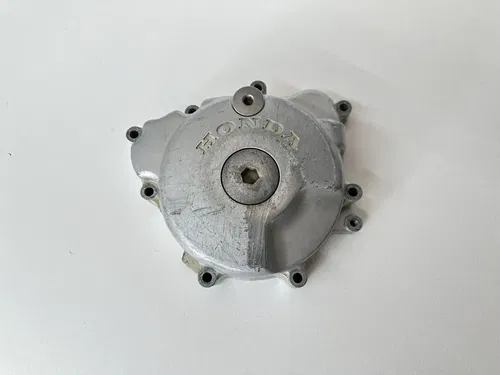OEM 96-04 OEM HONDA XR250R XR 250 LEFT SIDE ENGINE MOTOR CRANKCASE STATOR COVER