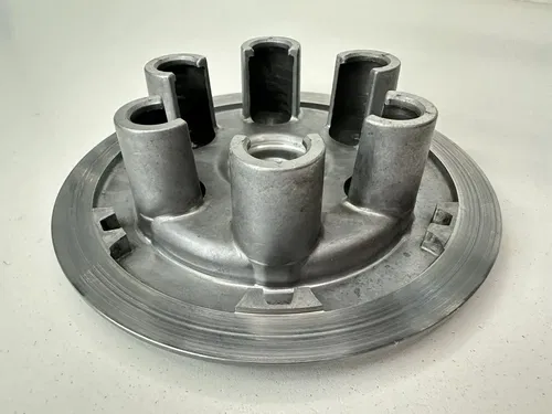 OEM 2000 00 2001 01 YAMAHA YZ250 YZ 250 (2 STROKE) CLUTCH BASKET PRESSURE PLATE