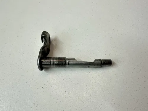 OEM 93-98 YAMAHA YZ250 / 94-97 WR250 CLUTCH CABLE PUSH LEVER ARM 4EW-16381-01-00