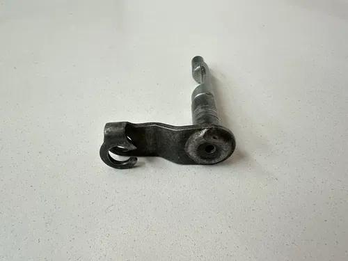 OEM 93-98 YAMAHA YZ250 / 94-97 WR250 CLUTCH CABLE PUSH LEVER ARM 4EW-16381-01-00
