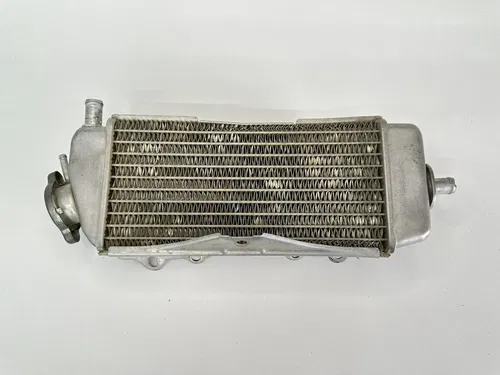 USED OEM 2004 04 2005 05 KAWASAKI KX250F LEFT (FILL SIDE) COOLING RAD RADIATOR