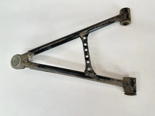 USED OEM 03-08 YAMAHA 660 GRIZZLY LEFT LOWER STEERING A ARM 5KM-23570-10-00