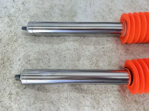 OEM 1985 85 HONDA XR250R XR 250 R LEFT & RIGHT FRONT FORKS FORK SET SUSPENSION