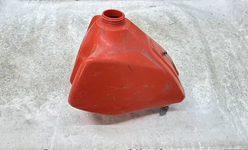 USED OEM 87 1987 HONDA XR200 XR 200 XR200R GAS FUEL TANK 17520-KT0-770ZA
