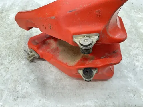 USED OEM 87 1987 HONDA XR200 XR 200 XR200R GAS FUEL TANK 17520-KT0-770ZA