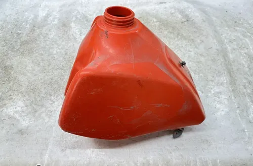 USED OEM 87 1987 HONDA XR200 XR 200 XR200R GAS FUEL TANK 17520-KT0-770ZA
