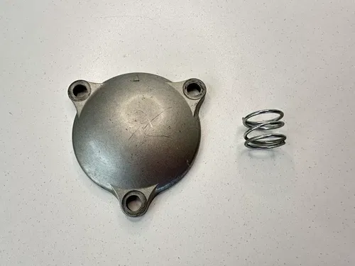 USED OEM 03-14 SUZUKI LTZ LT-Z 400 Z LT-R LTR 450 OIL FILTER CAP COVER W SPRING