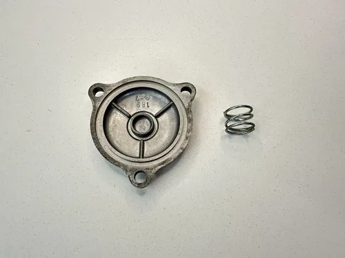 USED OEM 03-14 SUZUKI LTZ LT-Z 400 Z LT-R LTR 450 OIL FILTER CAP COVER W SPRING