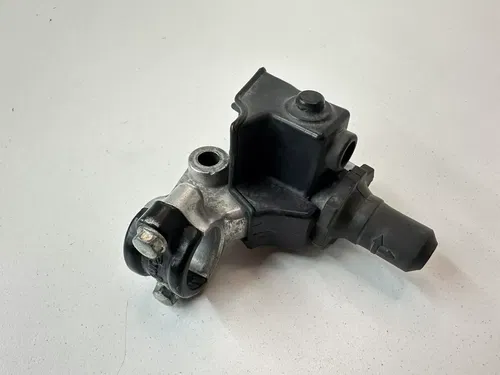 USED OEM 06-08 KAWASAKI KX450F / 06-10 KX250F STOCK CLUTCH LEVER HOLDER PERCH