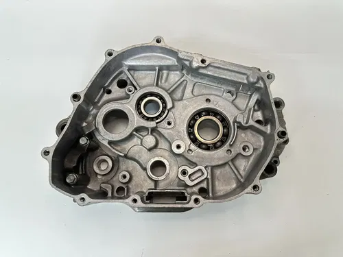 OEM 96-04 OEM HONDA XR250R XR 250 LEFT & RIGHT ENGINE MOTOR CRANKCASE SET CASES