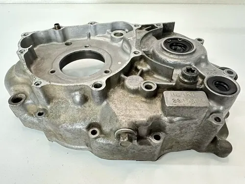 OEM 96-04 OEM HONDA XR250R XR 250 LEFT & RIGHT ENGINE MOTOR CRANKCASE SET CASES