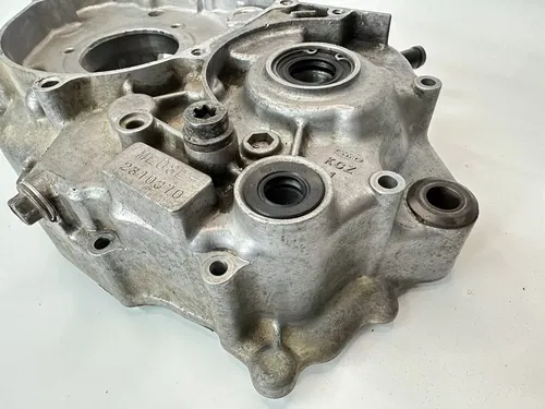 OEM 96-04 OEM HONDA XR250R XR 250 LEFT & RIGHT ENGINE MOTOR CRANKCASE SET CASES