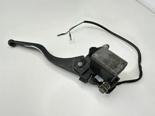 USED OEM 06-07 POLARIS 200 SAWTOOTH / 06-23 PHOENIX FRONT BRAKE MASTER CYLINDER