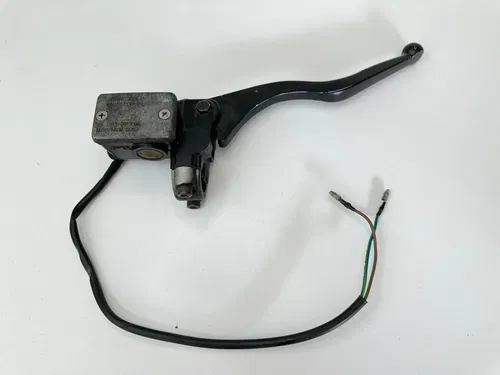 USED OEM 06-07 POLARIS 200 SAWTOOTH / 06-23 PHOENIX FRONT BRAKE MASTER CYLINDER