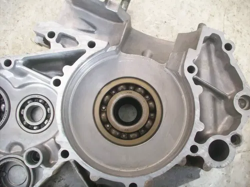 #2 USED OEM 93 94 95 SUZUKI RM250 RM 250 ENGINE MOTOR LEFT SIDE CASE CRANKCASE